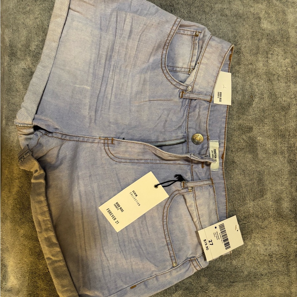 Brand new. Never worn Forever 21 jean shorts.